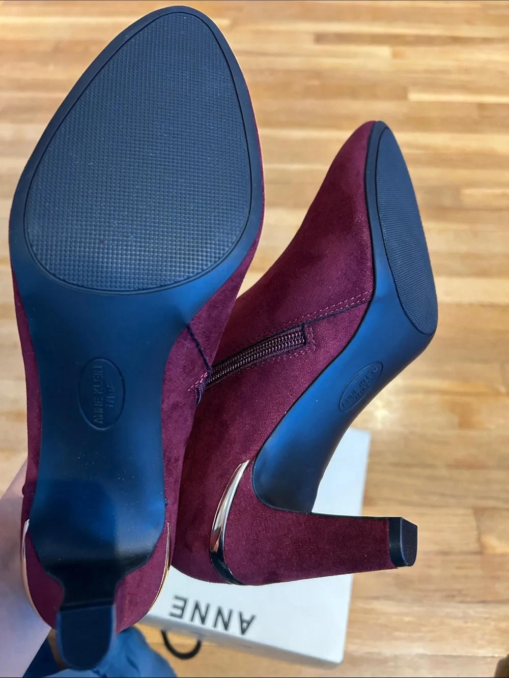 Anne Klein Burgundy Suede Cutout Ankle Booties size 9M